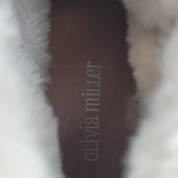 Olivia Miller Women's Brown Lace-Up Faux Suede Ankle Boots US Size 8 - Picture 8 of 11